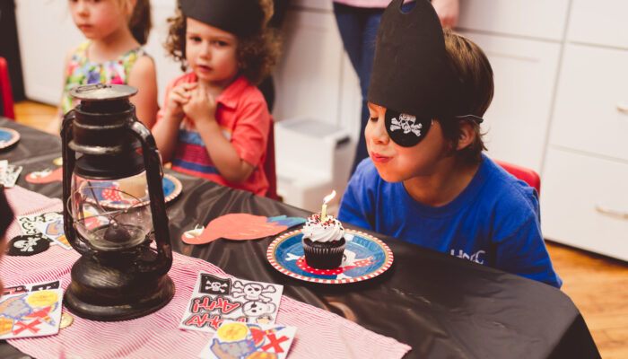 Deluxe pirate-themed party at Tiny Town